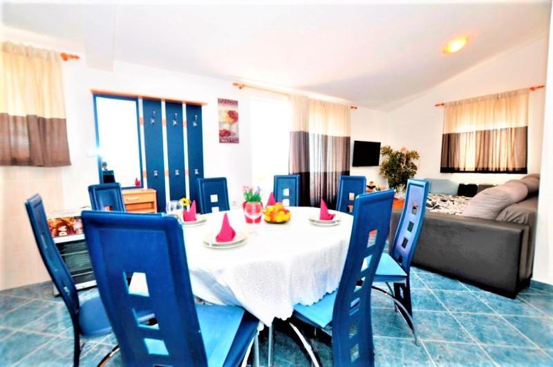 Apartmán Marinovi Dvori Slatine Exteriér fotografie