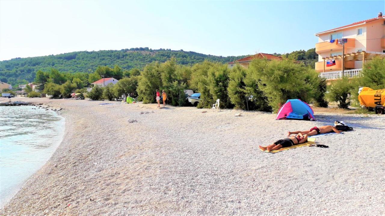 Apartmán Marinovi Dvori Slatine Exteriér fotografie