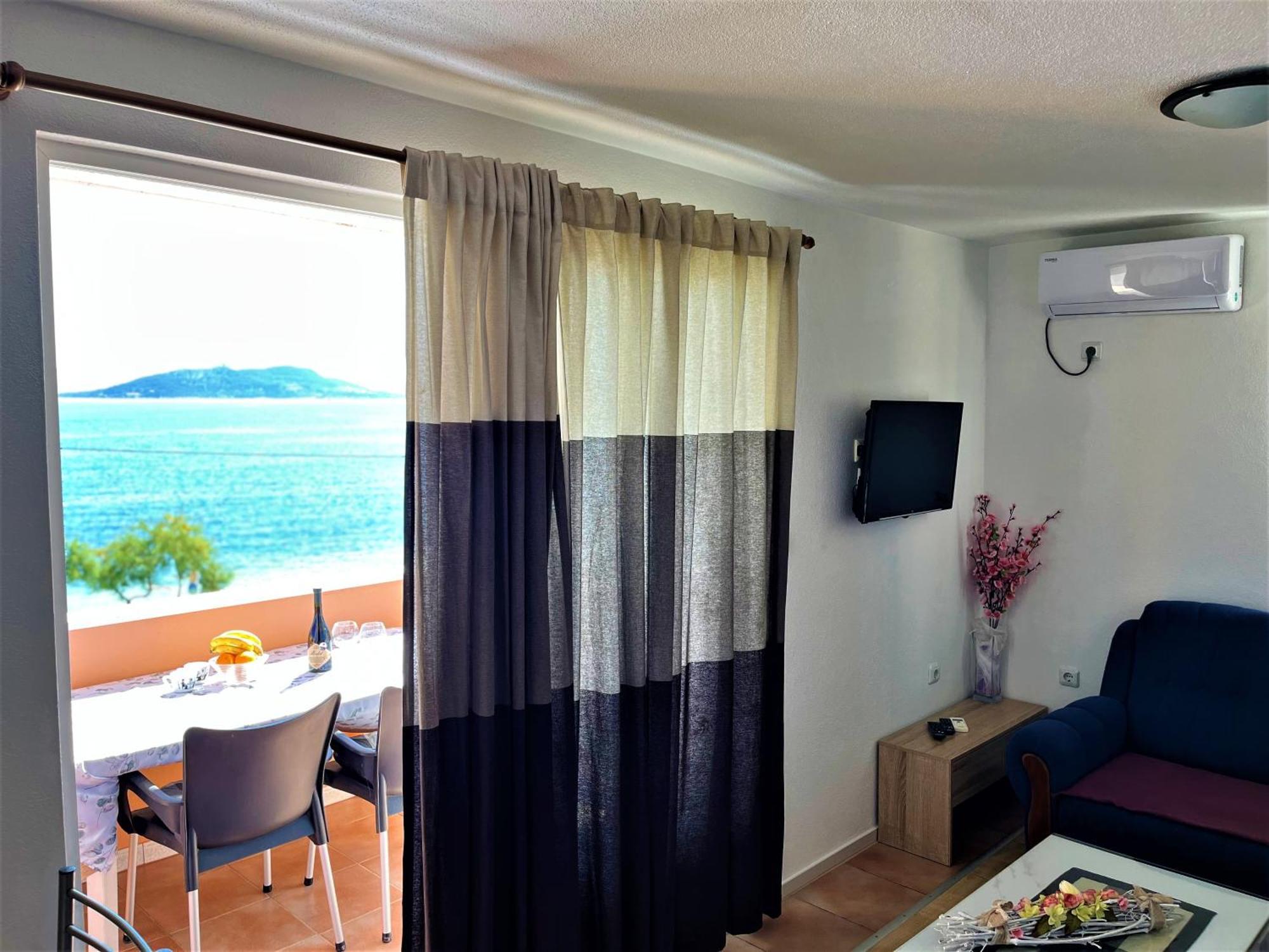 Apartmán Marinovi Dvori Slatine Exteriér fotografie