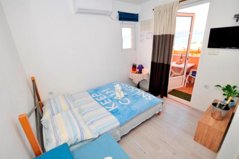Apartmán Marinovi Dvori Slatine Exteriér fotografie